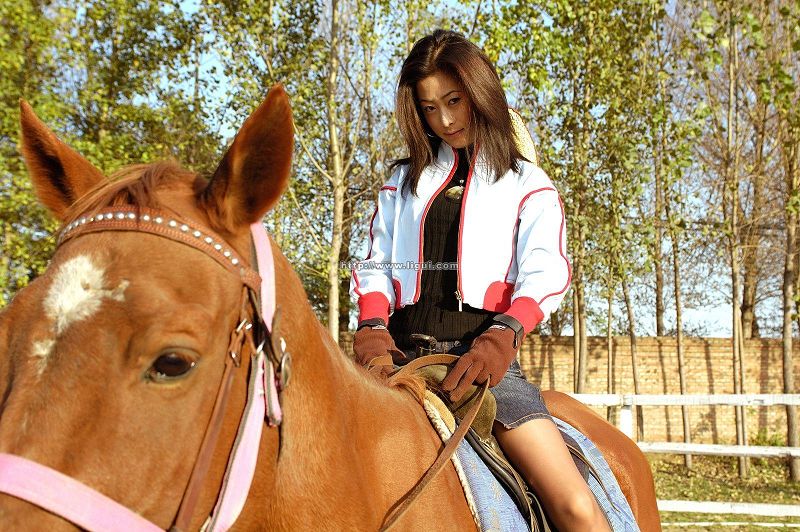 图片[6]-[Ligui丽柜美腿]2005.09.30-芒果图库