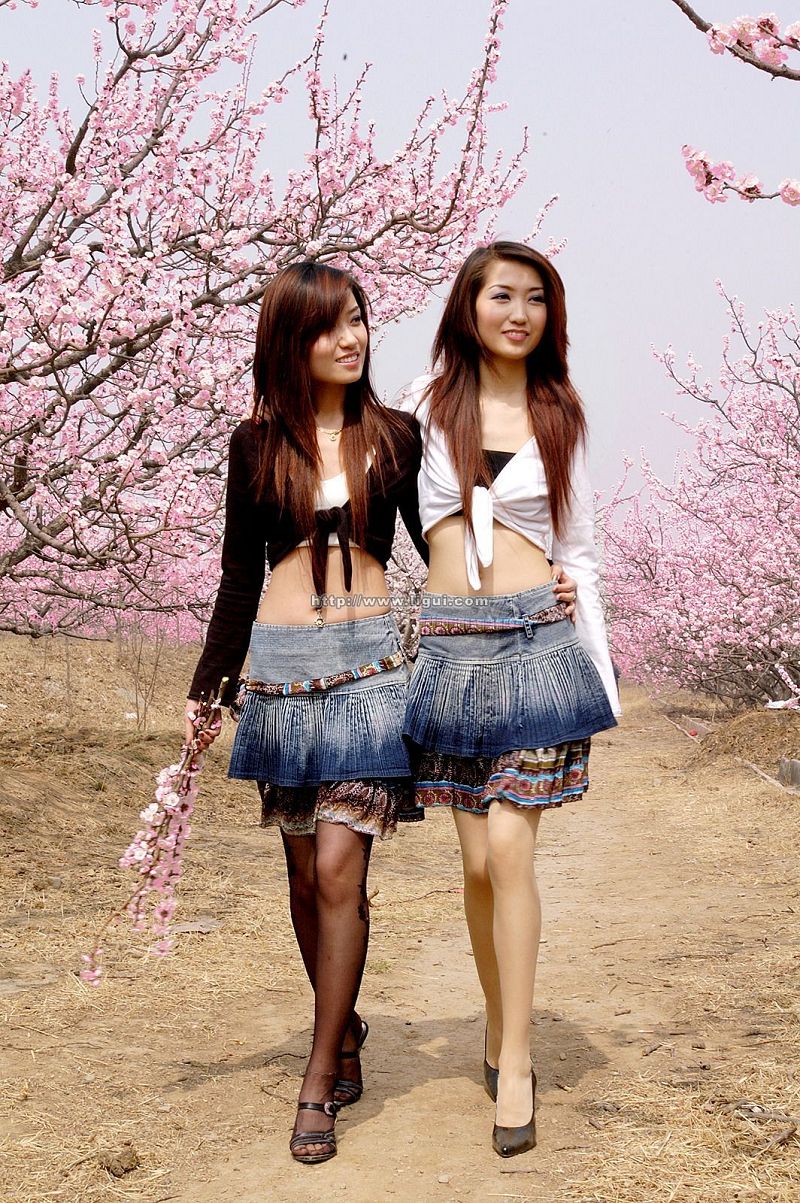 [Ligui丽柜美腿]2006.04.16 小惠&安心-芒果图库