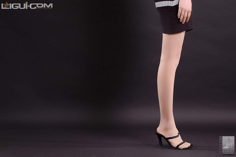 图片[8]-[Ligui丽柜美腿]2008.06.01 董小圆 黑色演绎高雅 & 李丹 飘逸的感觉-芒果图库