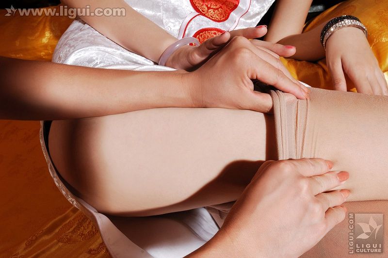 图片[7]-[Ligui丽柜美腿]2009.01.21 香丝美足互吻 MODEL 由美 菲菲-芒果图库