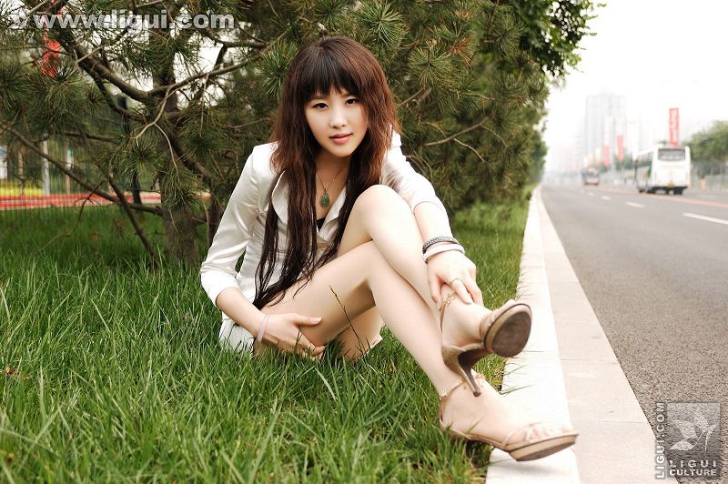 图片[3]-[Ligui丽柜美腿]2009.03.09 超级美女奥运赛场展美腿 Model 菲菲-芒果图库