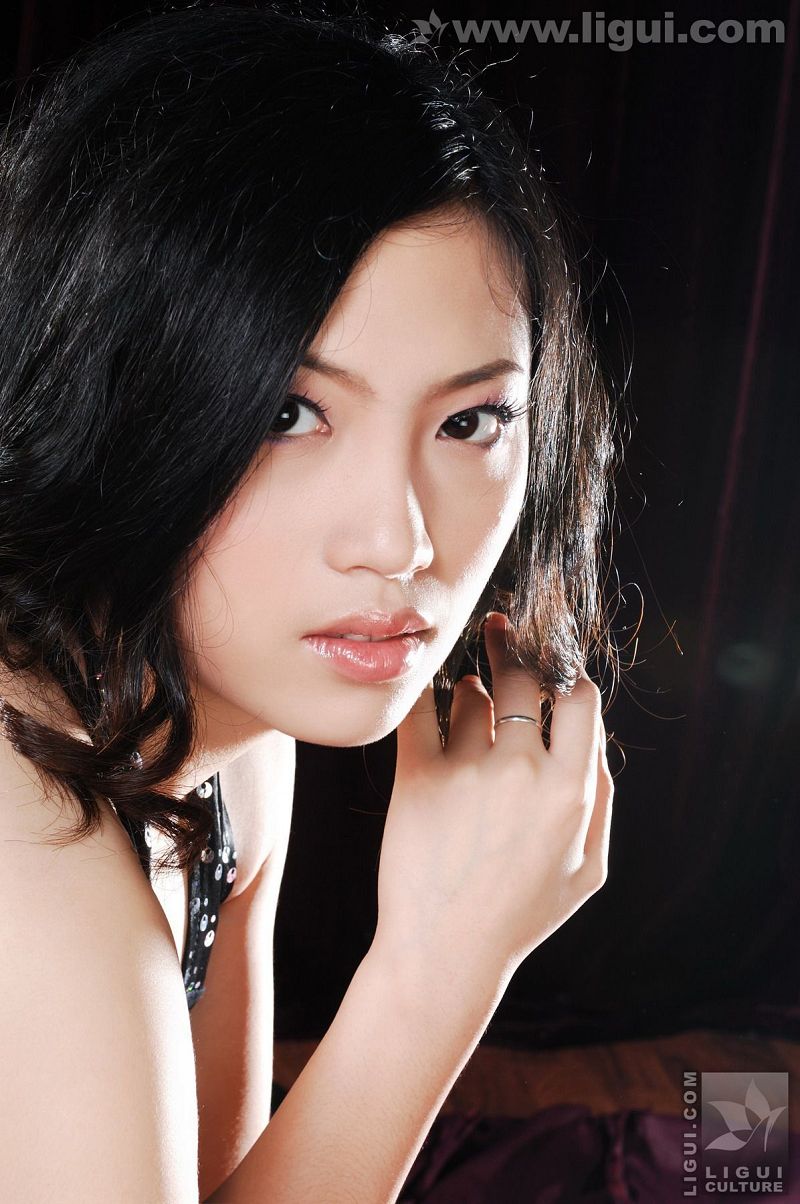 [Ligui丽柜美腿]2009.12.07 尊贵身份的完美诱惑美足体现 model 左左-芒果图库