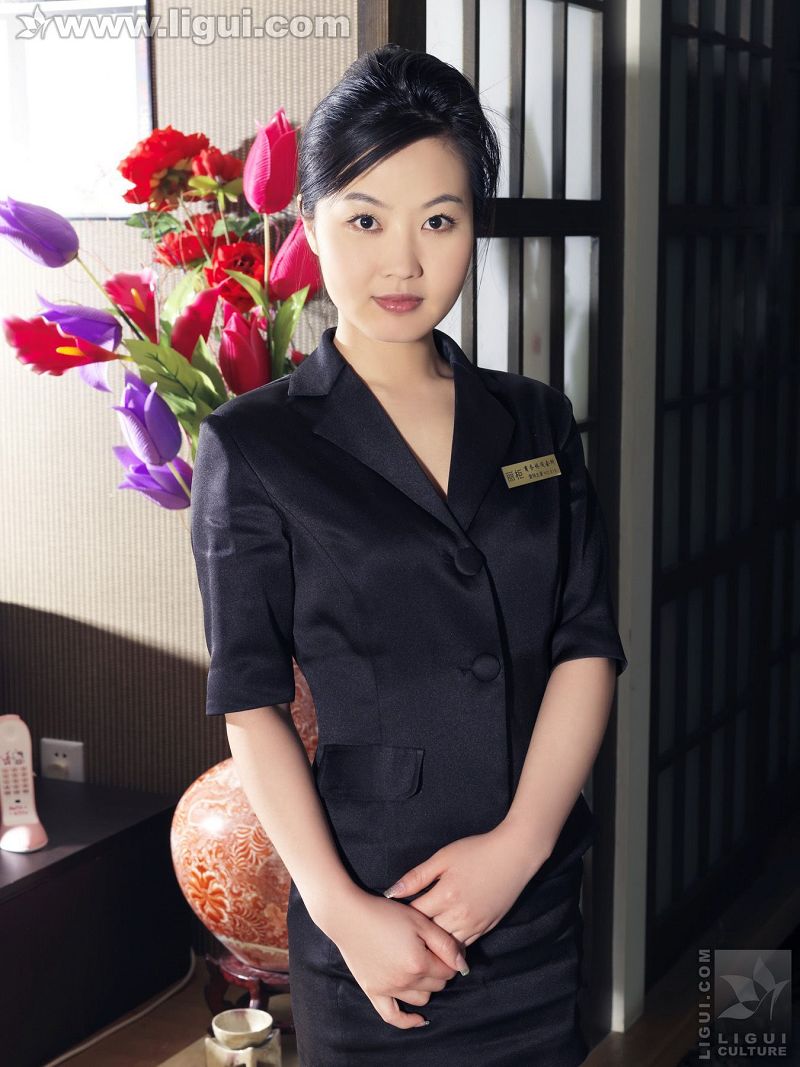 [Ligui丽柜美腿]2010.05.28 民族风情的高跟丝袜写真 model 小露露-芒果图库