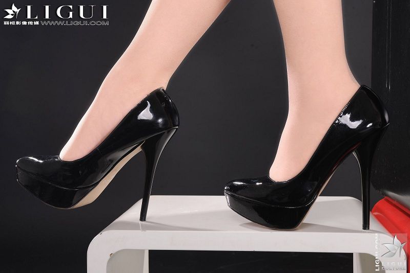 图片[8]-[Ligui丽柜美腿]2011.12.30 2012新款性感女军服文静 上 model 文静-芒果图库