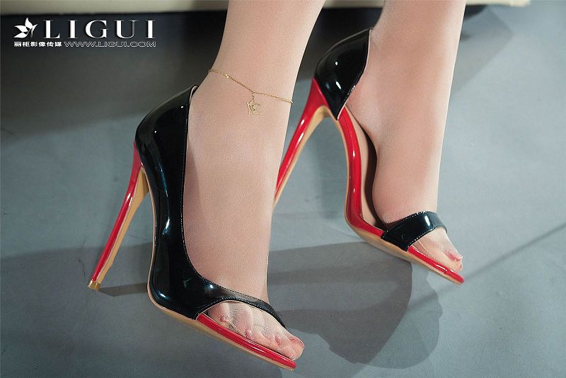 图片[8]-[Ligui丽柜美腿]2018.10.22 网络丽人 Model 赵维拉-芒果图库