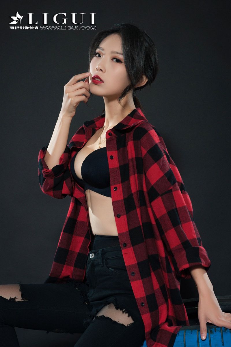 图片[2]-[Ligui丽柜美腿]2018.11.14 网络丽人 Model 赵维拉-芒果图库