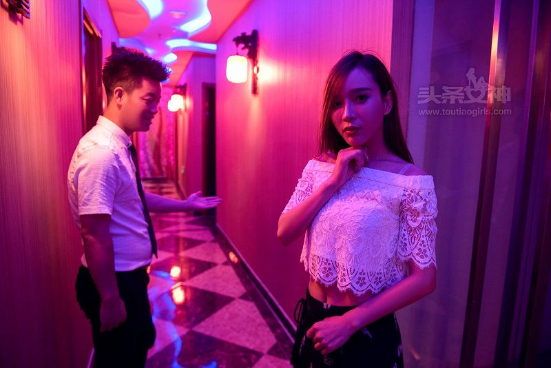 图片[4]-[Toutiaogirls] 2017.08.30 女神探店水铂宫篇 艾小青-芒果图库