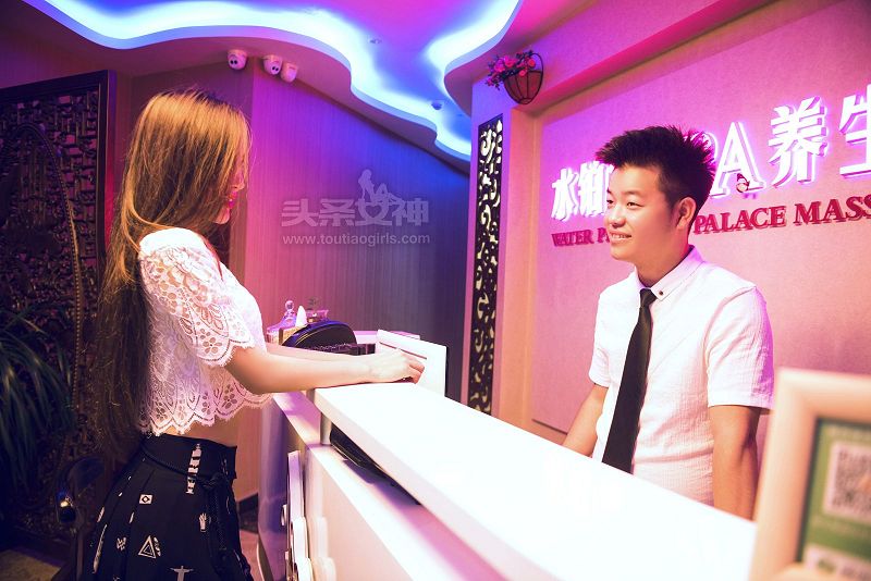 图片[3]-[Toutiaogirls] 2017.08.30 女神探店水铂宫篇 艾小青-芒果图库