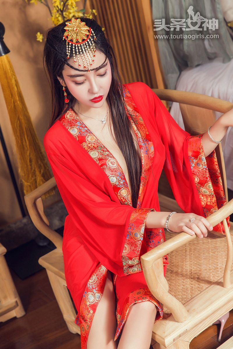 [Toutiaogirls] 2017.09.13 SSS级熟女 李梓熙-芒果图库