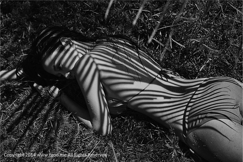 图片[5]-[TGOD写真] 2014.12.01 Luvian本能-芒果图库