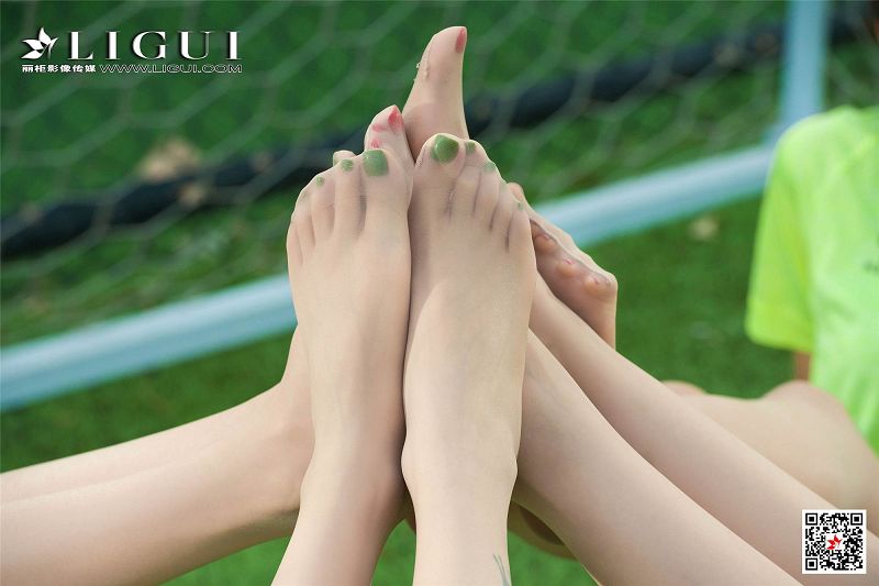 图片[2]-[Ligui丽柜美腿]2019.07.03《足球宝贝》- 绿茵赛场-芒果图库