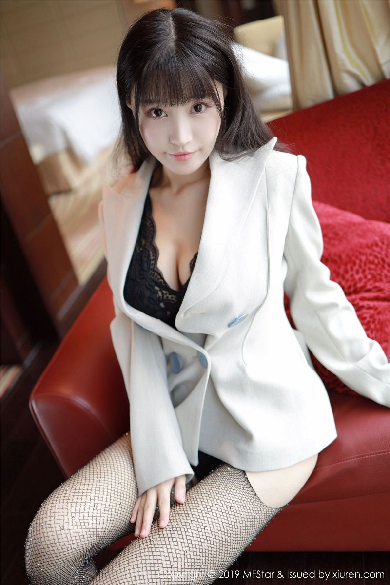 图片[2]-[模范学院美女] 2019.10.28 VOL.224 Flower朱可_儿-芒果图库