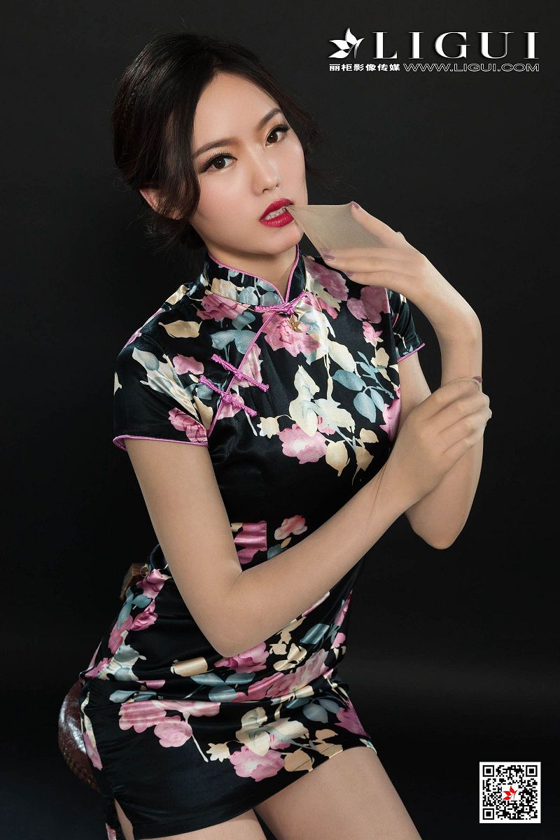 [Ligui丽柜美腿]2020.06.13《锁住美丽》敏儿-芒果图库