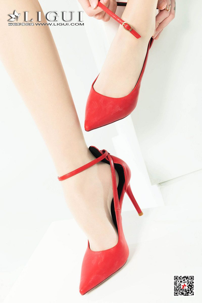 图片[2]-[Ligui丽柜美腿]2020.11.09《白色恋人》兔子-芒果图库
