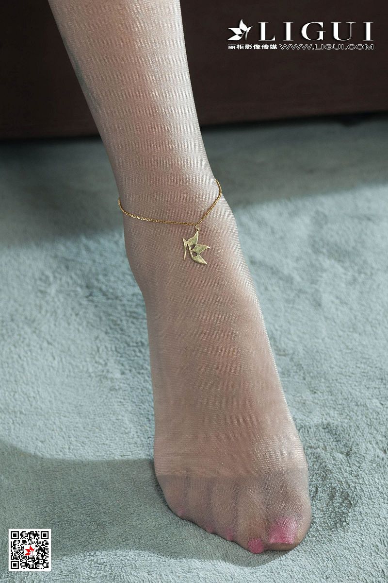 图片[3]-[Ligui丽柜美腿]2020.11.11《狂放的天使》甜甜-芒果图库