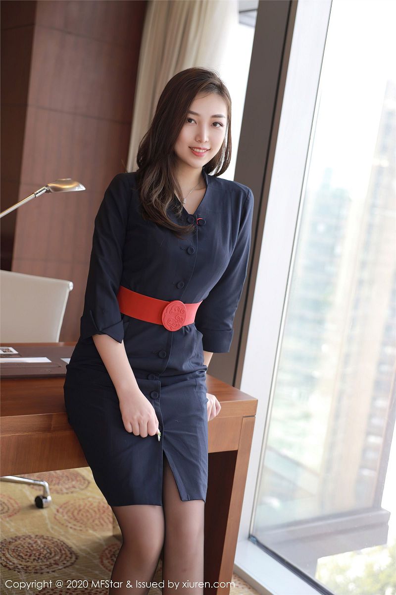 图片[4]-[模范学院美女] 2020.10.21 NO.404 郑颖姗-芒果图库