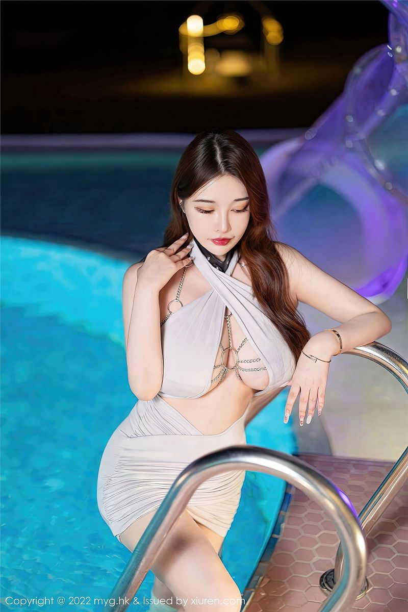 图片[2]-[美媛馆MYGIRL] 2022.10.31 NO.645 软软爱吃肉-芒果图库