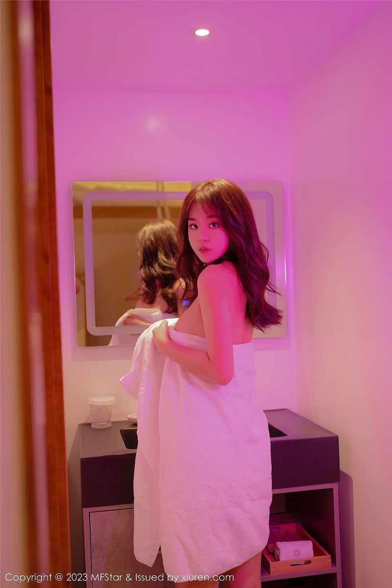 [模范学院美女] 2023.02.28 NO.590 小樱花baby-芒果图库