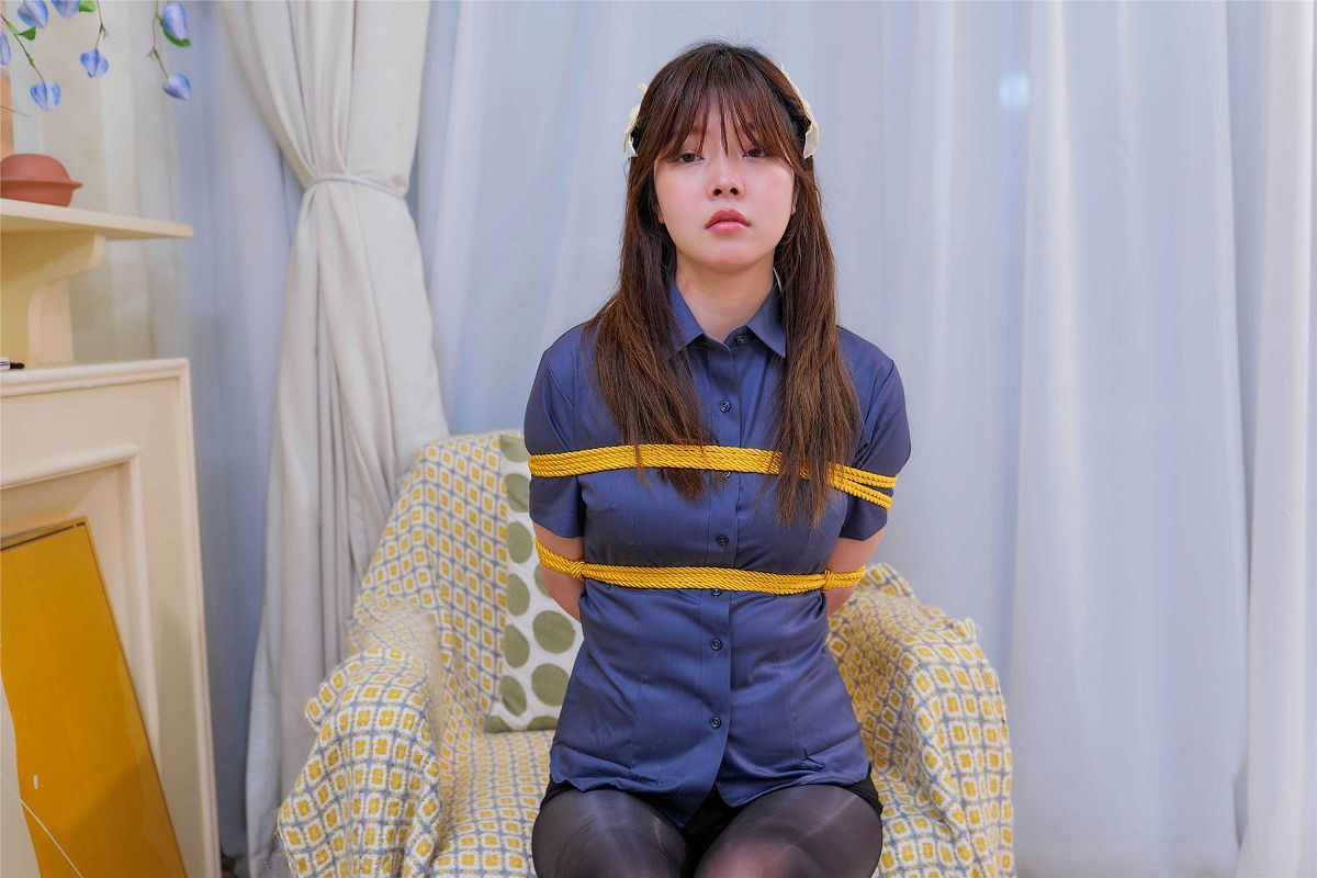 图片[2]-[Ligui丽柜美腿]2023.05.09 保洁小妹的幻想 糖果-芒果图库