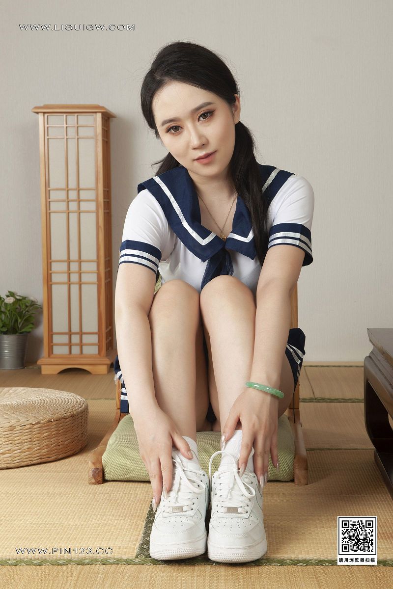 [Ligui丽柜美腿]2023.11.13 《邂逅玉足》私人定制 柒柒-芒果图库