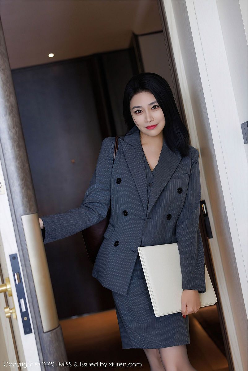 [IMISS爱蜜社美女] 2025.03.19 NO.787 许诺Sabrina-芒果图库