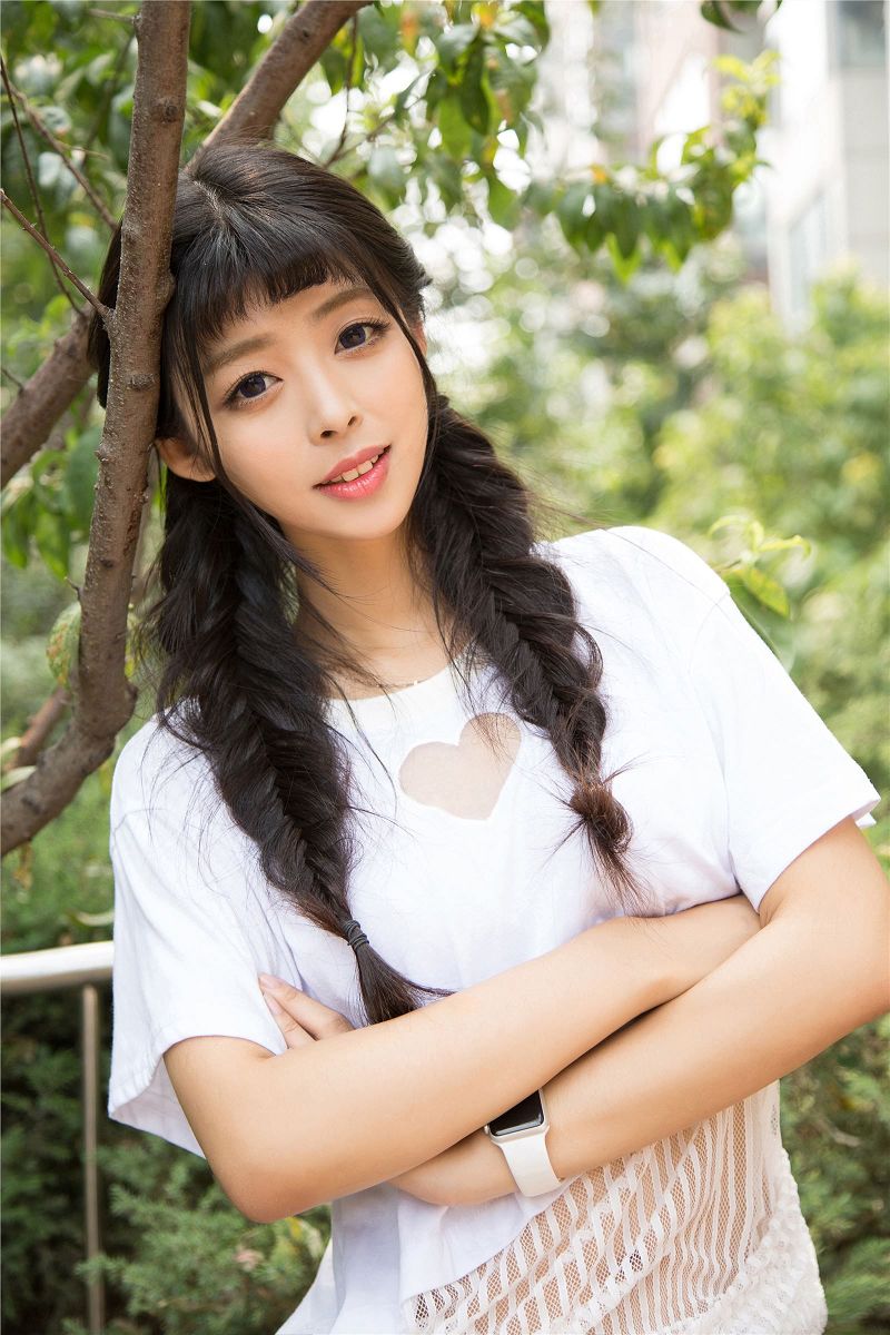 图片[2]-[Ugirls尤果写真] 高清重置 No.067 小蜜蜂-芒果图库