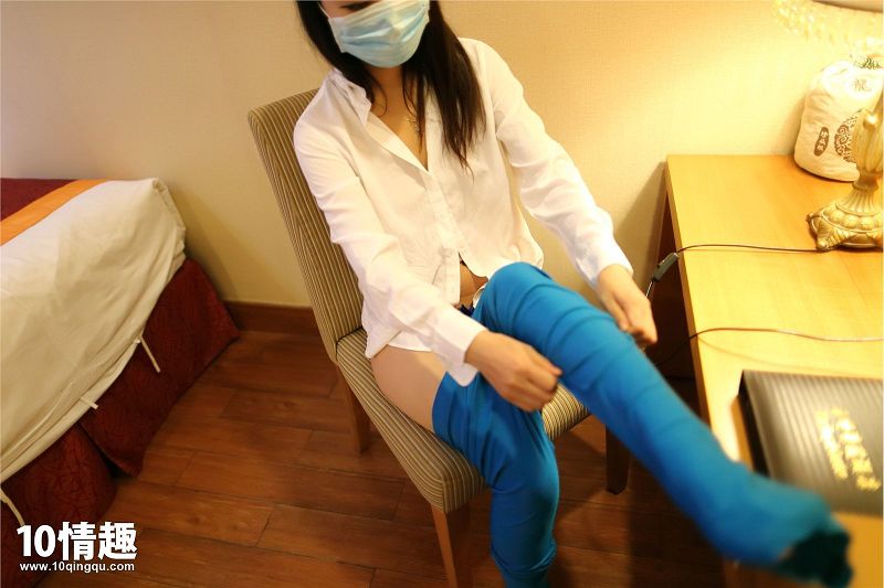 [ROSI美女图]口罩系列 2016.08.03 NO.052-芒果图库