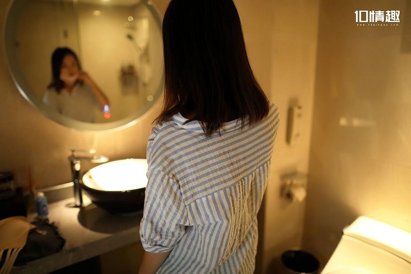 [ROSI美女图]口罩系列 2017.09.14 NO.459-芒果图库