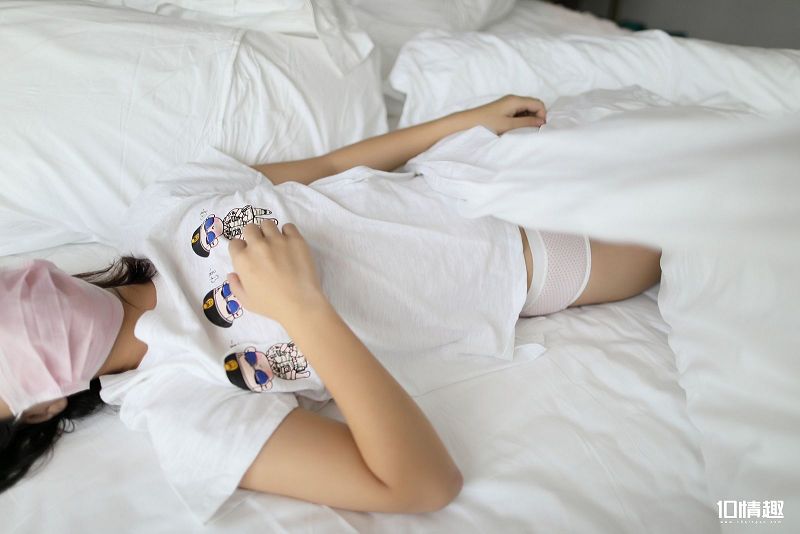 图片[5]-[ROSI美女图]口罩系列 2017.11.20 NO.526-芒果图库