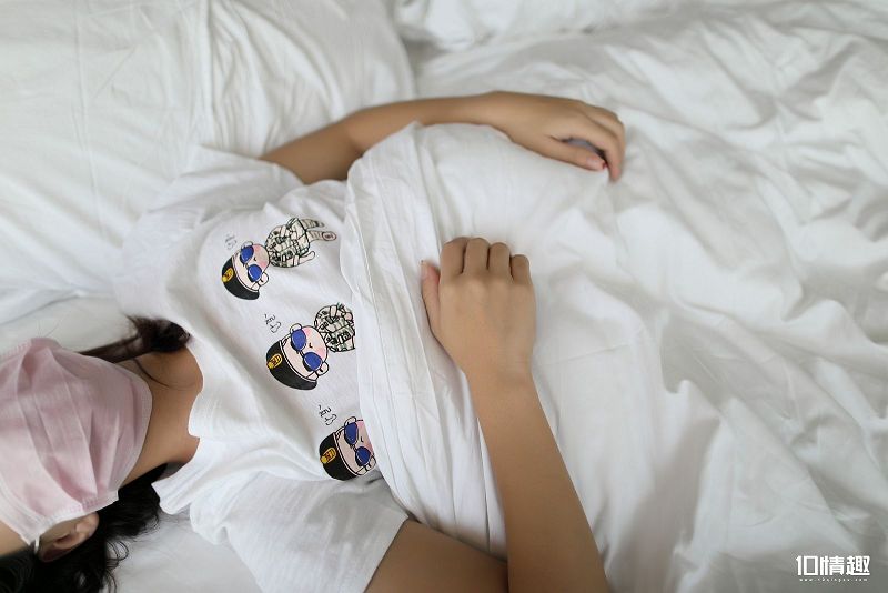 图片[4]-[ROSI美女图]口罩系列 2017.11.20 NO.526-芒果图库