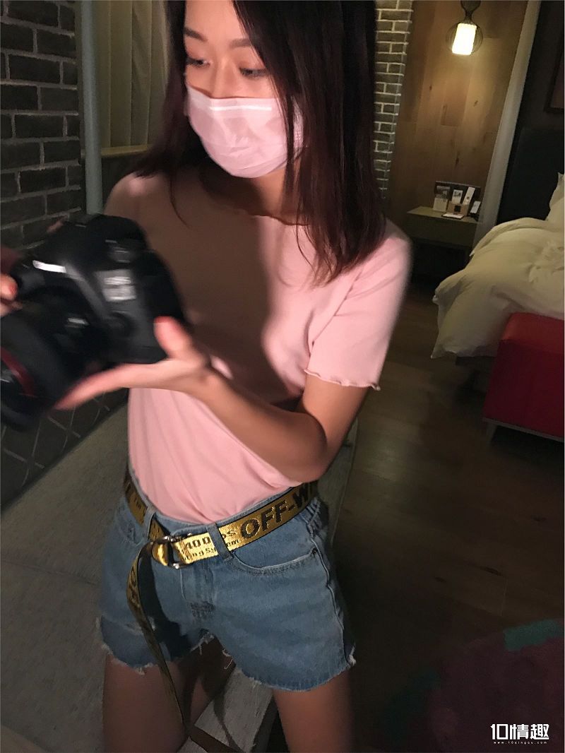 [ROSI美女图]口罩系列 2017.12.29 NO.565-芒果图库