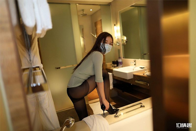 图片[2]-[ROSI美女图]口罩系列 2018.01.02 NO.569-芒果图库