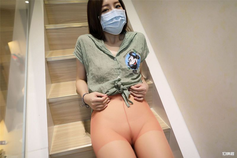 图片[6]-[ROSI美女图]口罩系列 2018.02.08 NO.606-芒果图库