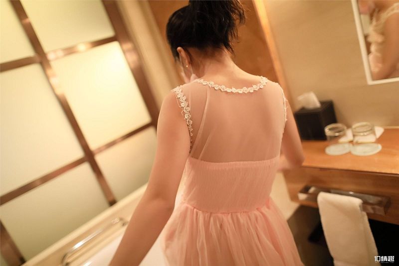 [ROSI美女图]口罩系列 2018.04.21 NO.678-芒果图库