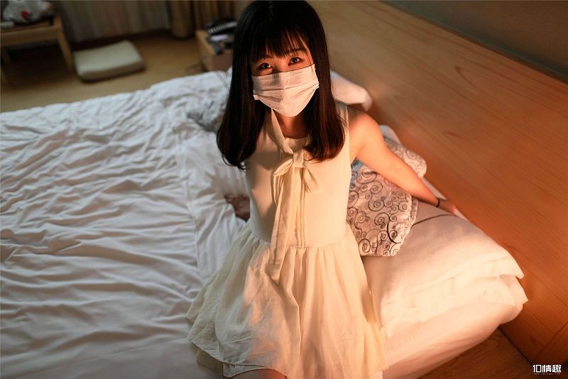 图片[4]-[ROSI美女图]口罩系列 2018.04.25 NO.682-芒果图库