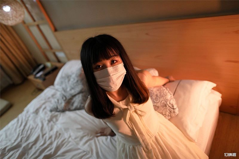 [ROSI美女图]口罩系列 2018.04.25 NO.682-芒果图库