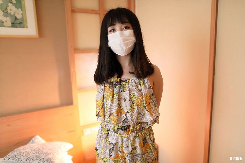 [ROSI美女图]口罩系列 2018.04.29 NO.686-芒果图库