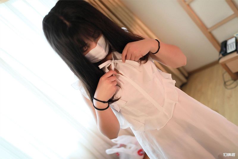 [ROSI美女图]口罩系列 2018.05.14 NO.701-芒果图库