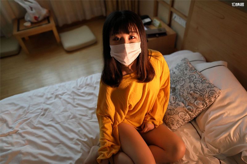 [ROSI美女图]口罩系列 2018.05.22 NO.709-芒果图库