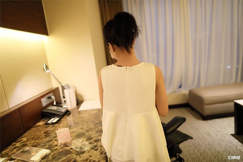 图片[2]-[ROSI美女图]口罩系列 2018.06.13 NO.731-芒果图库