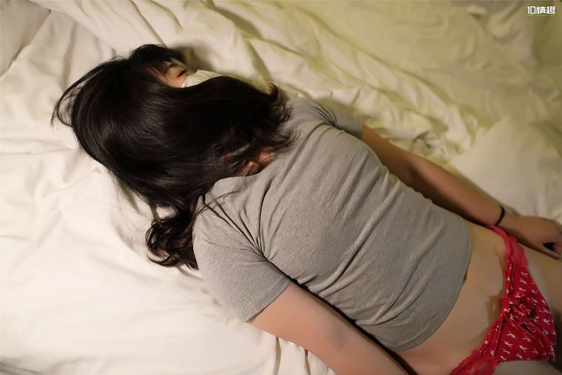 图片[4]-[ROSI美女图]口罩系列 2018.07.13 NO.761-芒果图库