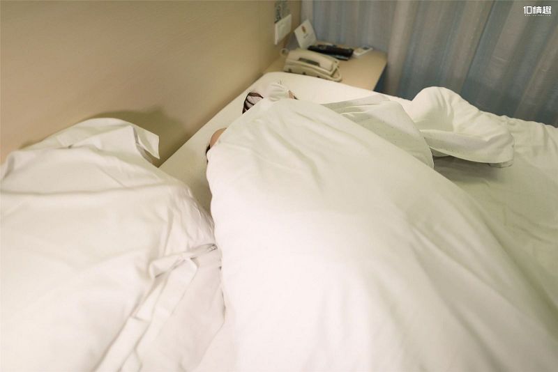 图片[4]-[ROSI美女图]口罩系列 2018.07.26 NO.774-芒果图库