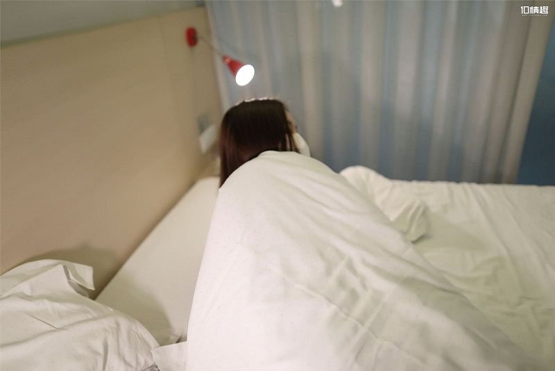 图片[3]-[ROSI美女图]口罩系列 2018.07.26 NO.774-芒果图库