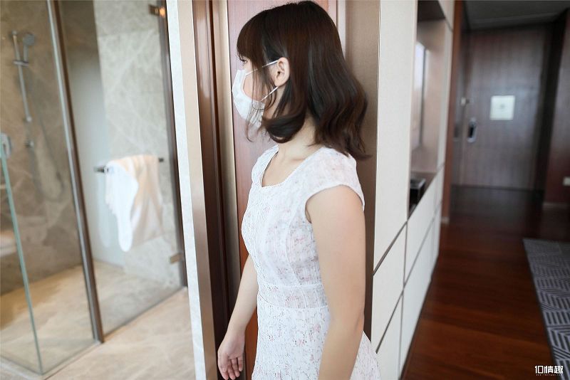 [ROSI美女图]口罩系列 2018.08.05 NO.784-芒果图库