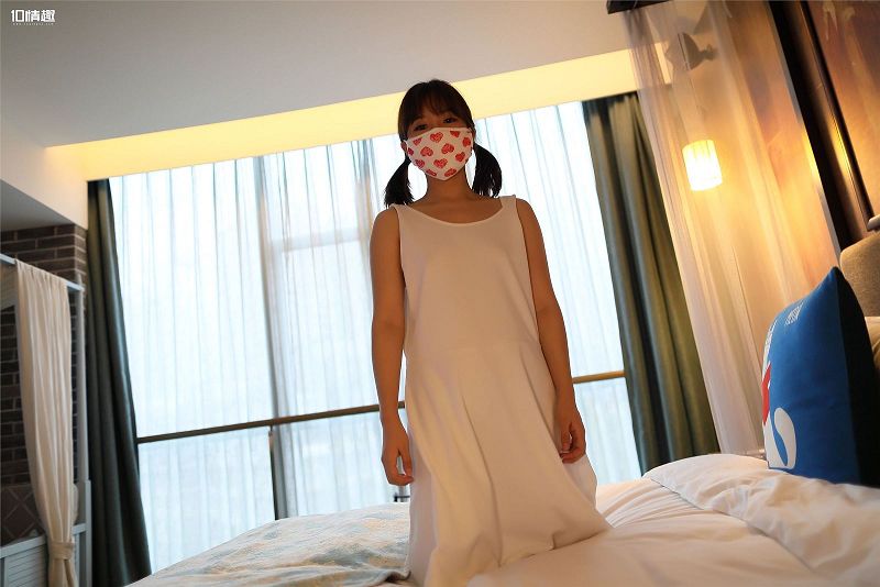 [ROSI美女图]口罩系列 2018.09.07 NO.817-芒果图库