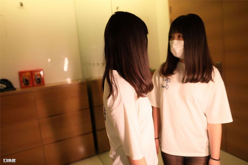 [ROSI美女图]口罩系列 2018.10.04 NO.844-芒果图库