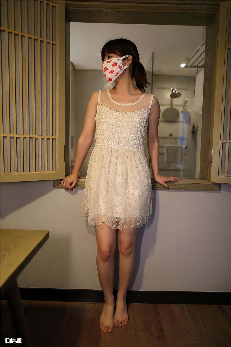 [ROSI美女图]口罩系列 2018.11.01 NO.872-芒果图库