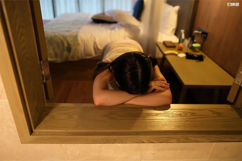 图片[2]-[ROSI美女图]口罩系列 2018.11.08 NO.879-芒果图库