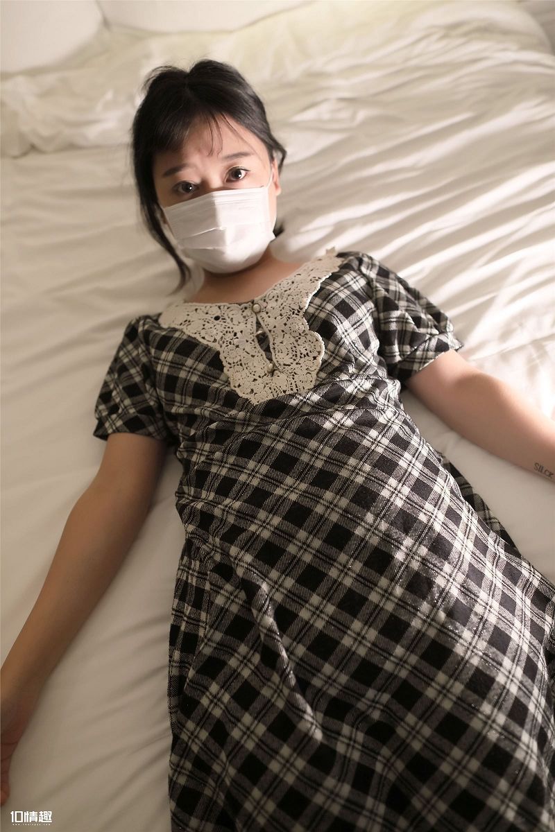 [ROSI美女图]口罩系列 2018.12.03 NO.904-芒果图库