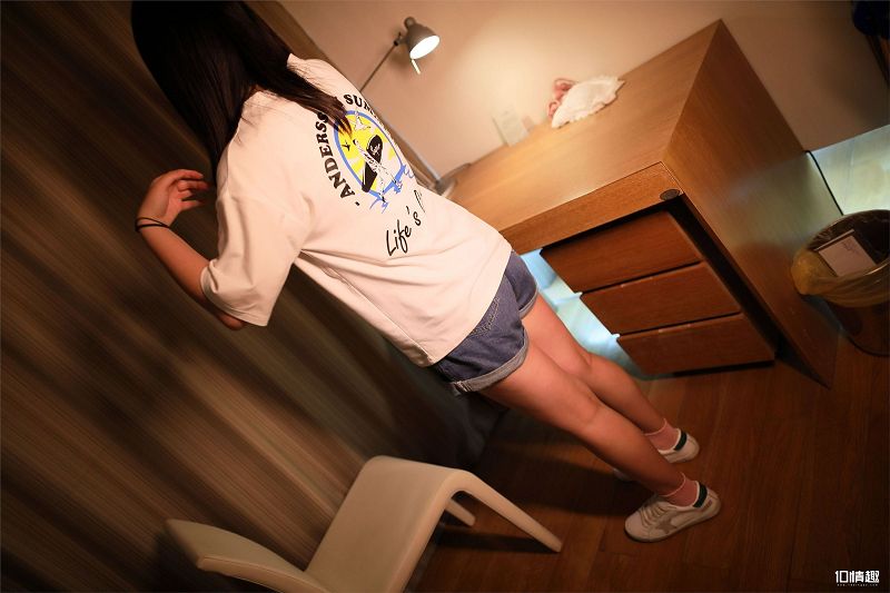 图片[2]-[ROSI美女图]口罩系列 2019.01.01 NO.933-芒果图库